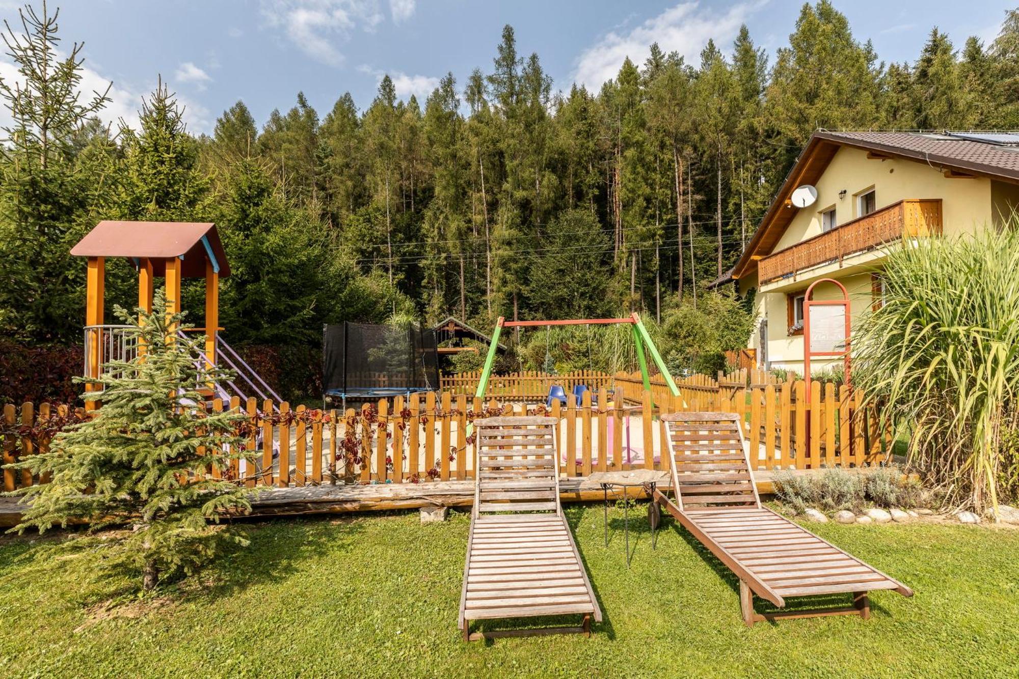 Apartamenty Zielona Owieczka Niedzica Zamek Bagian luar foto