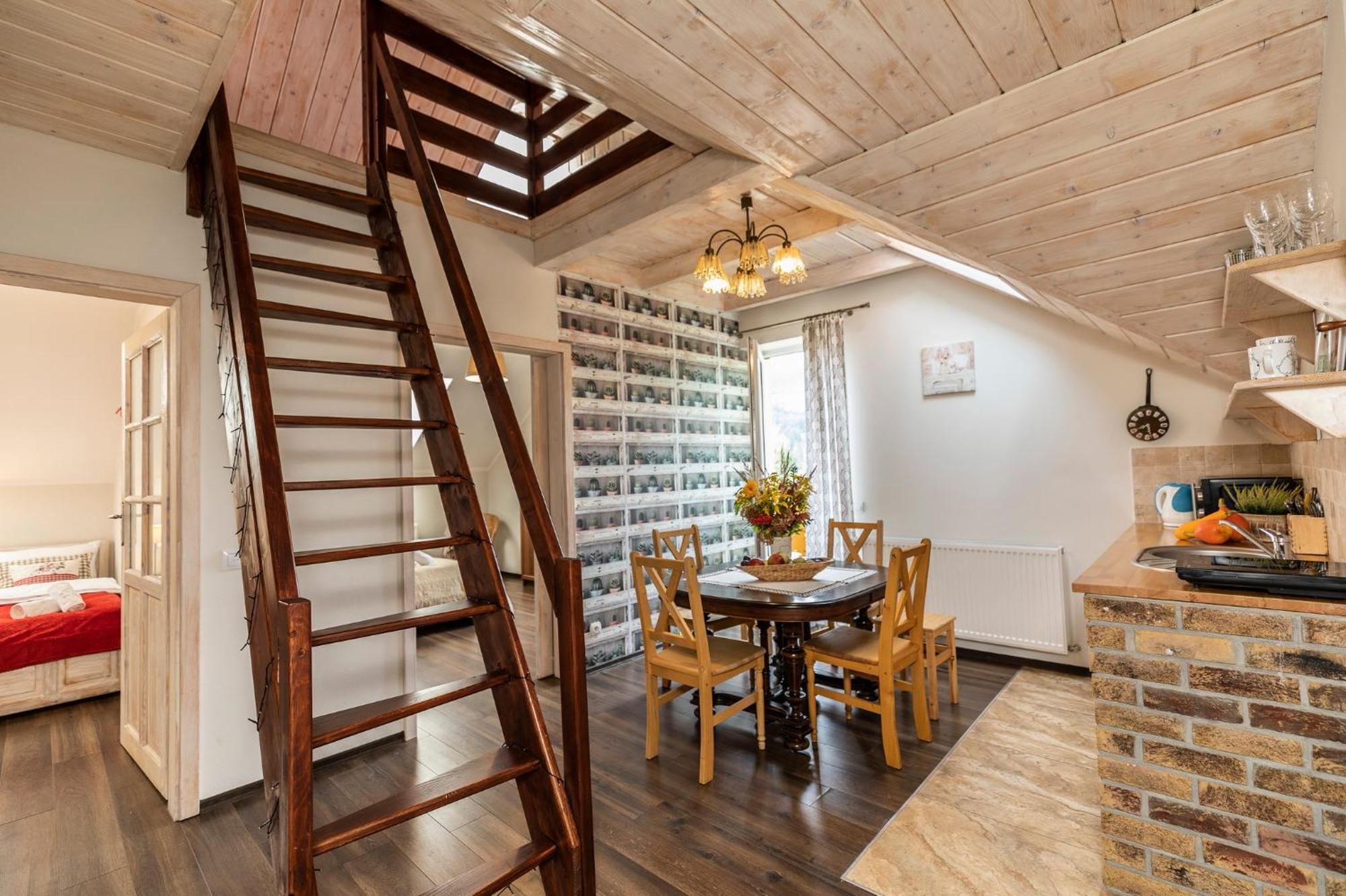 Apartamenty Zielona Owieczka Niedzica Zamek Bagian luar foto