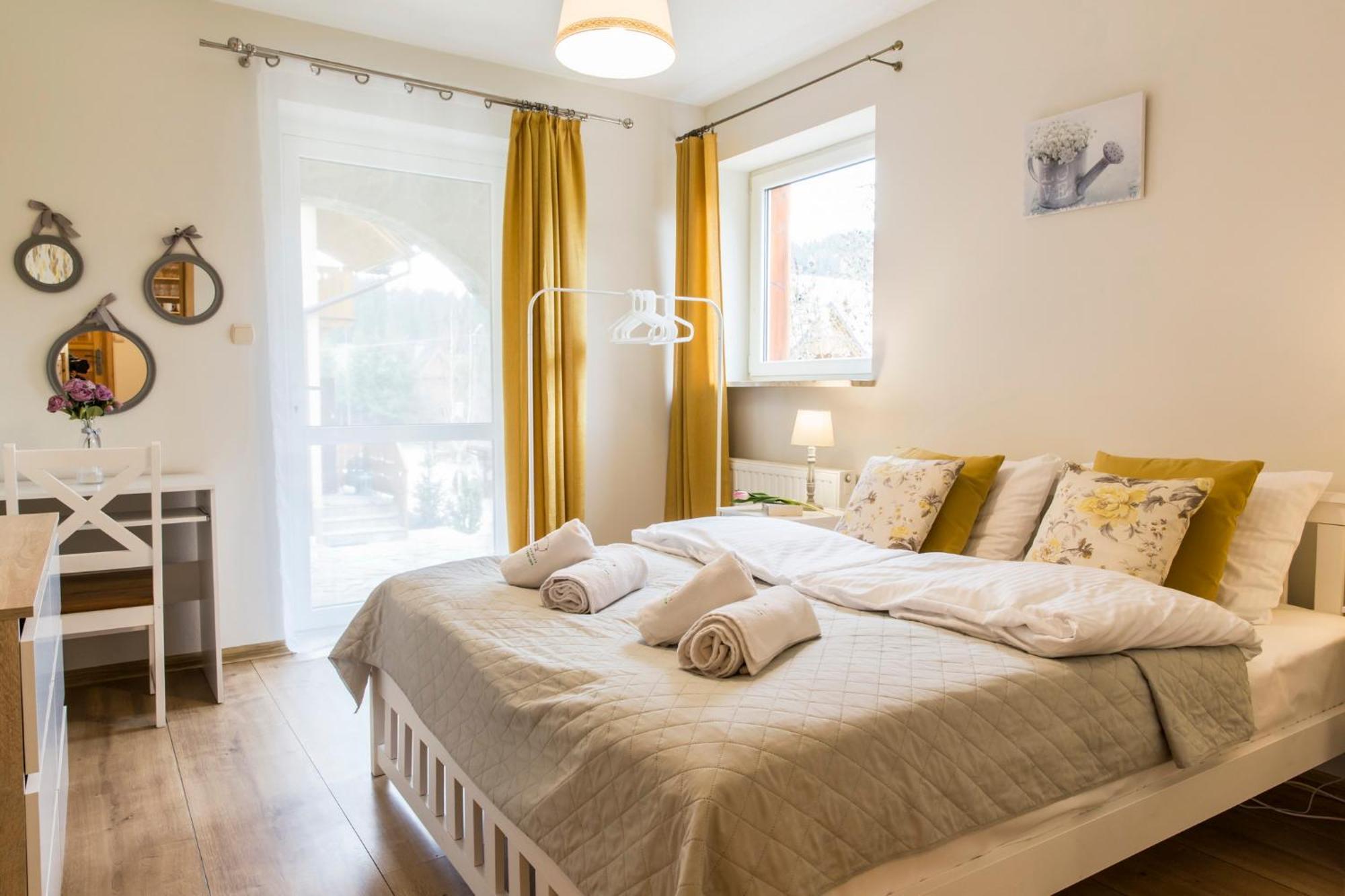 Apartamenty Zielona Owieczka Niedzica Zamek Bagian luar foto