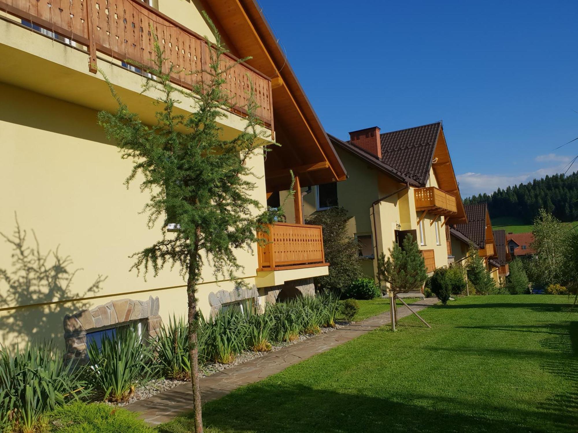 Apartamenty Zielona Owieczka Niedzica Zamek Bagian luar foto